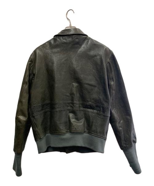 AVIREX（アヴィレックス）AVIREX (アヴィレックス) COLLECTION PRIVEE? (コレクション プリベー) AVIREX×COLLECTION PRIVEE?　A2レザージャケット ブラック サイズ:SIZE 52の古着・服飾アイテム