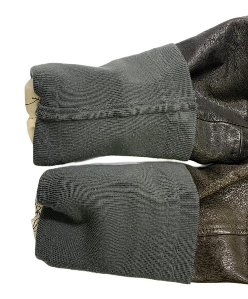 AVIREX（アヴィレックス）AVIREX (アヴィレックス) COLLECTION PRIVEE? (コレクション プリベー) AVIREX×COLLECTION PRIVEE?　A2レザージャケット ブラック サイズ:SIZE 52の古着・服飾アイテム