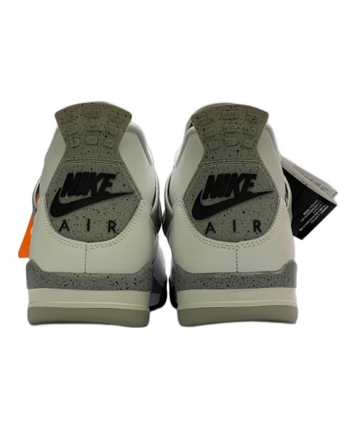 NIKE（ナイキ）NIKE (ナイキ) スニーカー ホワイト×グレー サイズ:UK　10.5 未使用品の古着・服飾アイテム