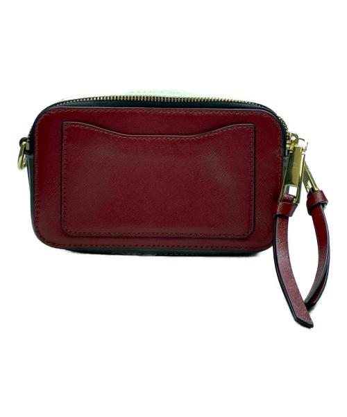 MARC JACOBS（マークジェイコブス）MARC JACOBS (マークジェイコブス) MARC JACOBS　SNAPSHOT　レッド×ブラック　ショルダーバッグ レッド×ブラックの古着・服飾アイテム