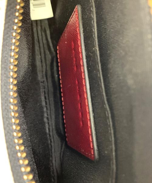 MARC JACOBS（マークジェイコブス）MARC JACOBS (マークジェイコブス) MARC JACOBS　SNAPSHOT　レッド×ブラック　ショルダーバッグ レッド×ブラックの古着・服飾アイテム