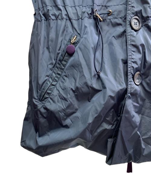 MONCLER（モンクレール）MONCLER (モンクレール) sacai (サカイ) MONCLER×sacai　SERINA　リバーシブルダウンコート ネイビー サイズ:SIZE 2の古着・服飾アイテム