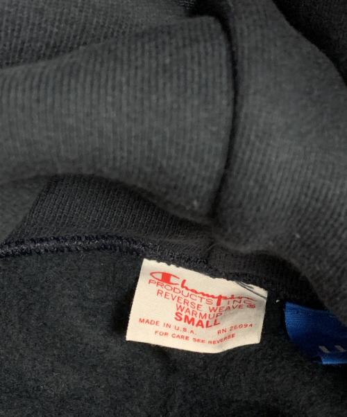 Champion REVERSE WEAVE（チャンピオン リバース ウィーブ）Champion REVERSE WEAVE (チャンピオン リバース ウィーブ) UCLA (ユーシーエルエー) Champion REVERSE WEAVE　UCLA　プルオーバーパーカー ネイビー サイズ:Sの古着・服飾アイテム