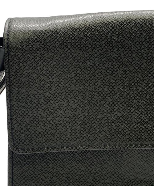 LOUIS VUITTON（ルイ ヴィトン）LOUIS VUITTON (ルイ ヴィトン) セカンドバッグ  LOUIS VUITTON タイガ ブラックの古着・服飾アイテム