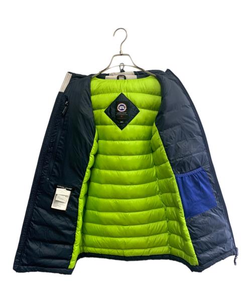 CANADA GOOSE（カナダグース）CANADA GOOSE (カナダグース) CANADA GOOSE　Camp Hooded Jacket　ダウンコート ネイビー サイズ:XSの古着・服飾アイテム