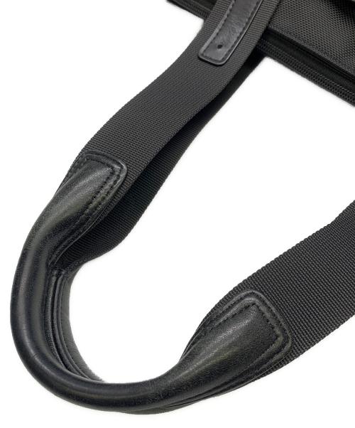 TUMI（トゥミ）TUMI (トゥミ) バリスティックナイロントートバッグ ブラックの古着・服飾アイテム