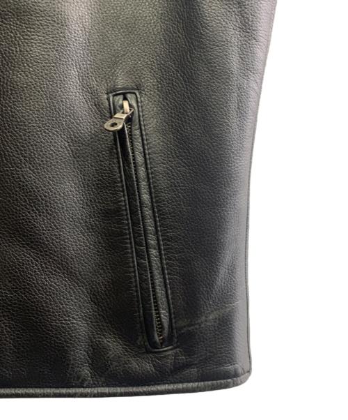 HARLEY-DAVIDSON（ハーレーダビッドソン）HARLEY-DAVIDSON (ハーレーダビッドソン) HARLEY-DAVIDSON　刺繍レザーベスト ブラック サイズ:Lの古着・服飾アイテム