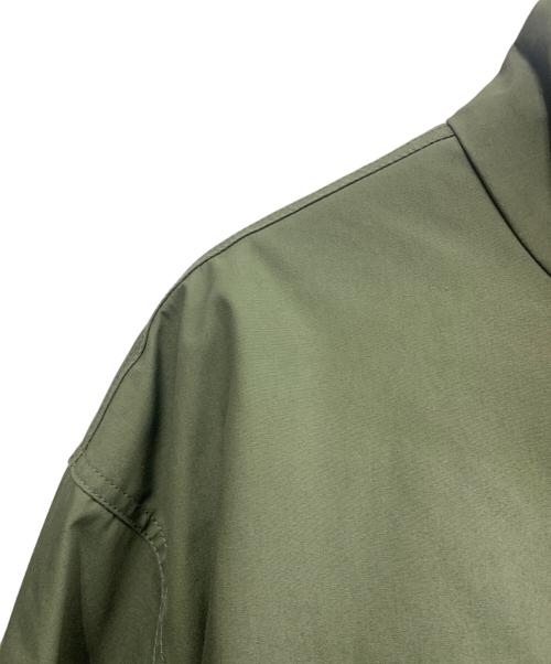 Liberaiders（リベレイダース）Liberaiders (リベレイダース) Liberaiders　フィッシュテールコート カーキ サイズ:MEDIUMの古着・服飾アイテム