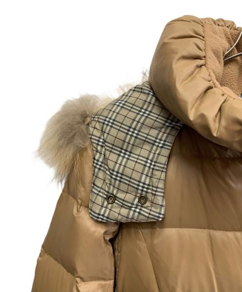 BURBERRY BLUE LABEL（バーバリー ブルー レーベル）BURBERRY BLUE LABEL (バーバリーロンドンブルーレーベル) BURBERRY BLUE LABEL　ダウンコート ベージュ サイズ:38の古着・服飾アイテム
