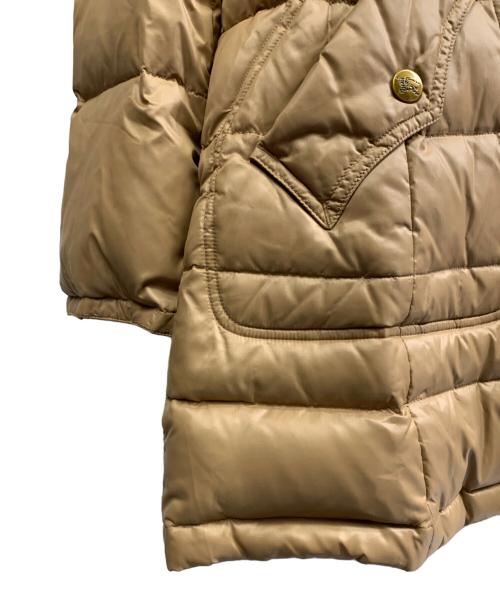 BURBERRY BLUE LABEL（バーバリー ブルー レーベル）BURBERRY BLUE LABEL (バーバリーロンドンブルーレーベル) BURBERRY BLUE LABEL　ダウンコート ベージュ サイズ:38の古着・服飾アイテム