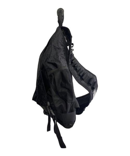 OAKLEY（オークリー）OAKLEY (オークリー) 00’sスリングショルダーバッグ ブラックの古着・服飾アイテム