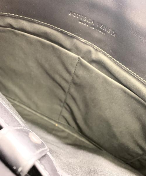 BOTTEGA VENETA（ボッテガベネタ）BOTTEGA VENETA (ボッテガベネタ) BOTTEGA VENETA　イントレチャート　クラッチバッグ ブラックの古着・服飾アイテム