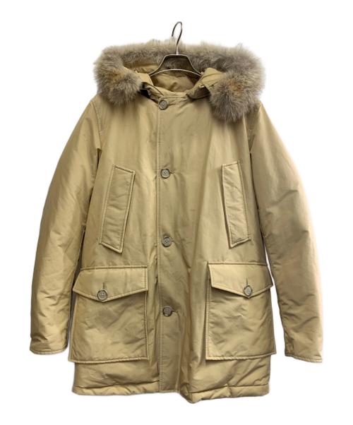 WOOLRICH（ウールリッチ）WOOLRICH (ウールリッチ) WOOLRICH　ダウンコート　ARCTIC PARKA（アークティックパーカ） ベージュ サイズ:Mの古着・服飾アイテム