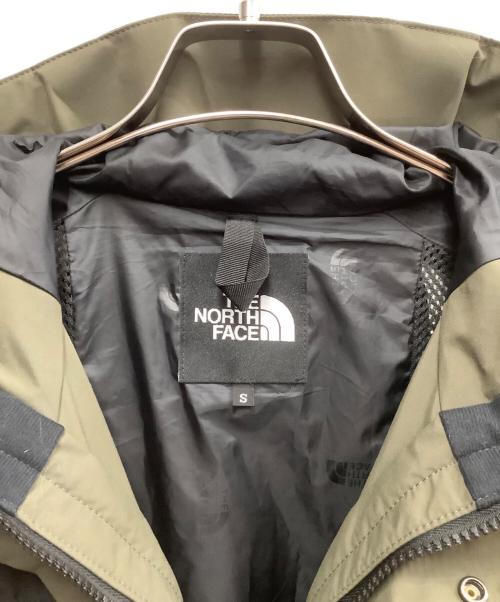 THE NORTH FACE（ザ ノース フェイス）THE NORTH FACE (ザ ノース フェイス) THE NORTH FACE　マウンテンライトジャケット ブラック×オリーブ サイズ:Sの古着・服飾アイテム