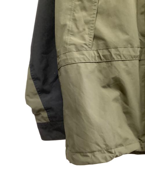 THE NORTH FACE（ザ ノース フェイス）THE NORTH FACE (ザ ノース フェイス) THE NORTH FACE　マウンテンライトジャケット ブラック×オリーブ サイズ:Sの古着・服飾アイテム