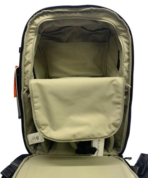 PGYTECH（ピージーワイテック）PGYTECH (ピージーワイテック) OneGo Lite Backpack 22L　カメラバッグ ブラック 未使用品の古着・服飾アイテム