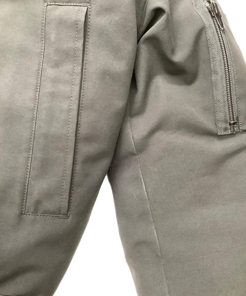 CANADA GOOSE（カナダグース）CANADA GOOSE (カナダグース) CANADA GOOSE　LABRADOR BOMBER ブラック サイズ:Sの古着・服飾アイテム