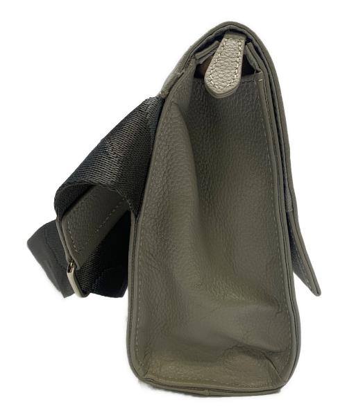 ear PAPILLONNER（イアパピヨネ）ear PAPILLONNER (イアパピヨネ) ear PAPILLONNER　柄ワイドテープショルダーバッグ グレーの古着・服飾アイテム