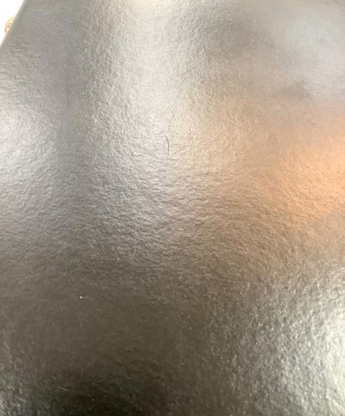 GLOBE-TROTTER（グローブトロッター）GLOBE-TROTTER (グローブトロッター) GLOBE-TROTTER　キャリーバッグ ブラック×ゴールドの古着・服飾アイテム