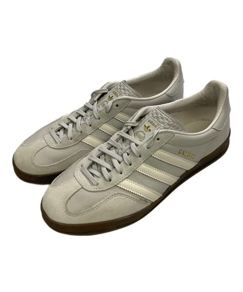 adidas（アディダス）adidas (アディダス) URBAN RESEARCH (アーバンリサーチ) adidas　URBAN RESEARCH　グレー×ホワイト　GAZELLE INDOOR　スニーカー グレー×ホワイト サイズ:SIZE 27.5cmの古着・服飾アイテム