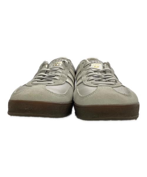 adidas（アディダス）adidas (アディダス) URBAN RESEARCH (アーバンリサーチ) adidas　URBAN RESEARCH　グレー×ホワイト　GAZELLE INDOOR　スニーカー グレー×ホワイト サイズ:SIZE 27.5cmの古着・服飾アイテム