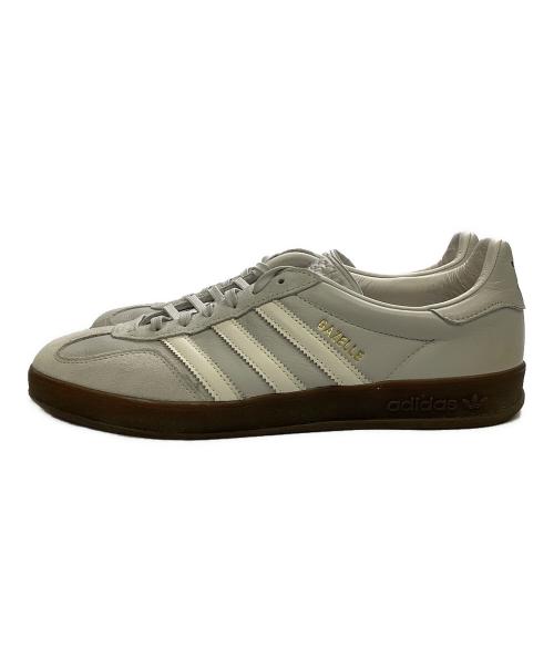 adidas（アディダス）adidas (アディダス) URBAN RESEARCH (アーバンリサーチ) adidas　URBAN RESEARCH　グレー×ホワイト　GAZELLE INDOOR　スニーカー グレー×ホワイト サイズ:SIZE 27.5cmの古着・服飾アイテム