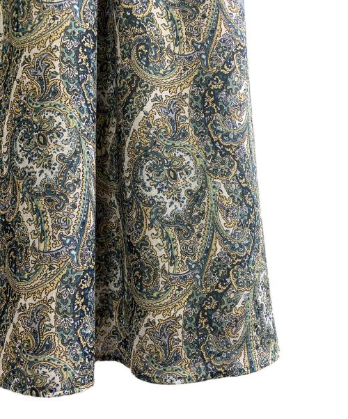 SCAPA（スキャパ）SCAPA (スキャパ) SCAPA　ホワイト×グリーン　総柄　ノースリーブワンピース ホワイト×グリーン サイズ:SIZE Lの古着・服飾アイテム