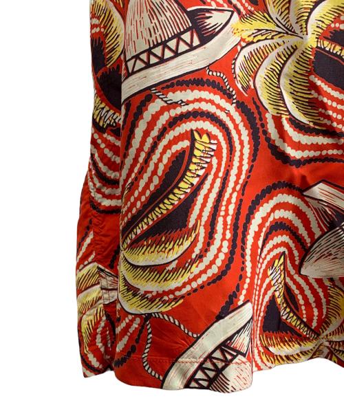 Sun Surf（サンサーフ）Sun Surf (サンサーフ) RAYON HAWAIIAN SHIRT “PANIOLO COUNTRY”　 レッド サイズ:Lの古着・服飾アイテム