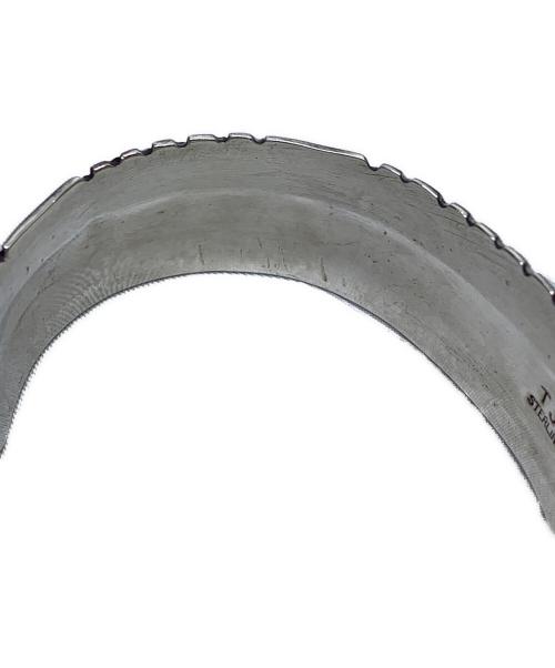 インディアンジュエリー（インディアンジュエリー）インディアンジュエリー (インディアンジュエリー) インディアンジュエリー 刻印：TJ　ターコイズバングルの古着・服飾アイテム