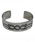 Leonard Maloneyレオナルドマロニー）の古着「インディアンジュエリー ナバホ族　スターリングシルバー(SILVER925)　バングル」