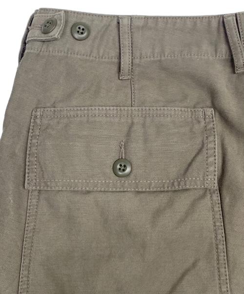 BEAMS PLUS（ビームスプラス）BEAMS PLUS (ビームスプラス) BEAMS PLUS　	オリーブ　ベイカーパンツ オリーブ サイズ:Mの古着・服飾アイテム