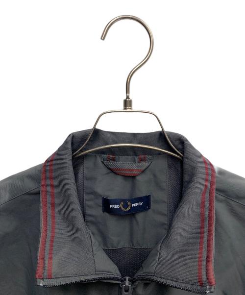 FRED PERRY（フレッドペリー）FRED PERRY (フレッドペリー) FRED PERRY　The Brentham Jacket　トラックジャケット グレー サイズ:Sの古着・服飾アイテム