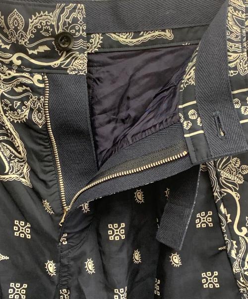 sacai（サカイ）sacai (サカイ) sacai　バンダナ柄　ネイビー×ホワイト　ハーフパンツ ネイビー×ホワイト サイズ:SIZE 2の古着・服飾アイテム