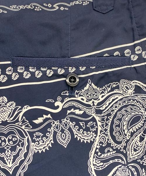 sacai（サカイ）sacai (サカイ) sacai　バンダナ柄　ネイビー×ホワイト　ハーフパンツ ネイビー×ホワイト サイズ:SIZE 2の古着・服飾アイテム