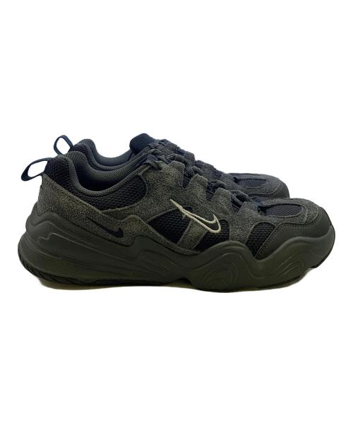 NIKE（ナイキ）NIKE (ナイキ) NIKE　グレー　TECH HERA　スニーカー グレー サイズ:SIZE 27cmの古着・服飾アイテム