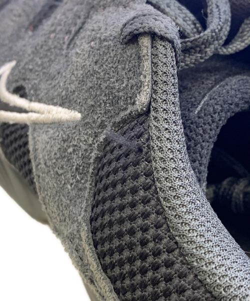 NIKE（ナイキ）NIKE (ナイキ) NIKE　グレー　TECH HERA　スニーカー グレー サイズ:SIZE 27cmの古着・服飾アイテム