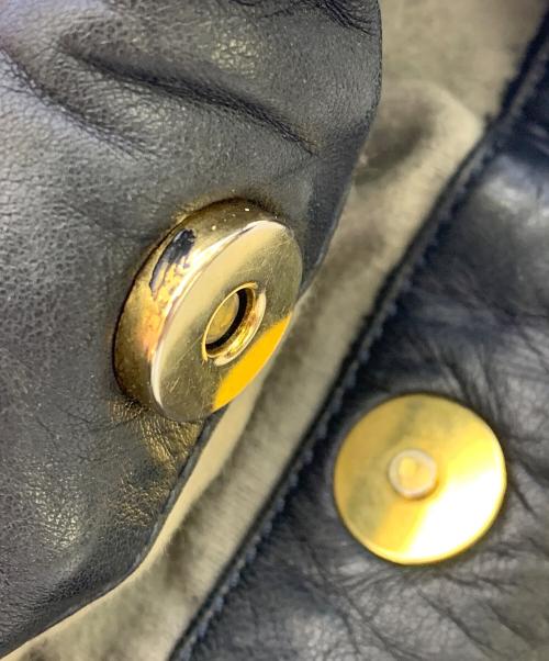 LOEWE（ロエベ）LOEWE (ロエベ) LOEWE　アナグラム　ブラック　レザーショルダーバッグ ブラックの古着・服飾アイテム