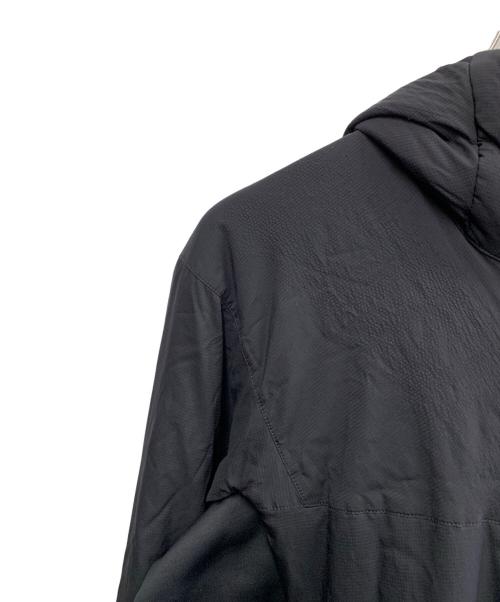 ARC'TERYX（アークテリクス）ARC'TERYX (アークテリクス) ARC'TERYX　フーデッドジャケット ブラック サイズ:Mの古着・服飾アイテム