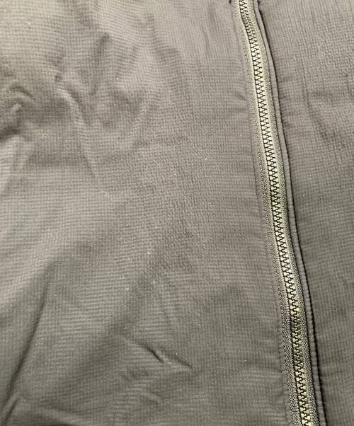 ARC'TERYX（アークテリクス）ARC'TERYX (アークテリクス) ARC'TERYX　フーデッドジャケット ブラック サイズ:Mの古着・服飾アイテム