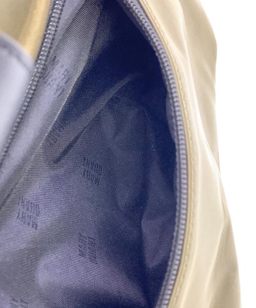 MARY QUANT（マリークヮント）MARY QUANT (マリークヮント) MARY QUANT　オリーブ　トートバッグ オリーブの古着・服飾アイテム