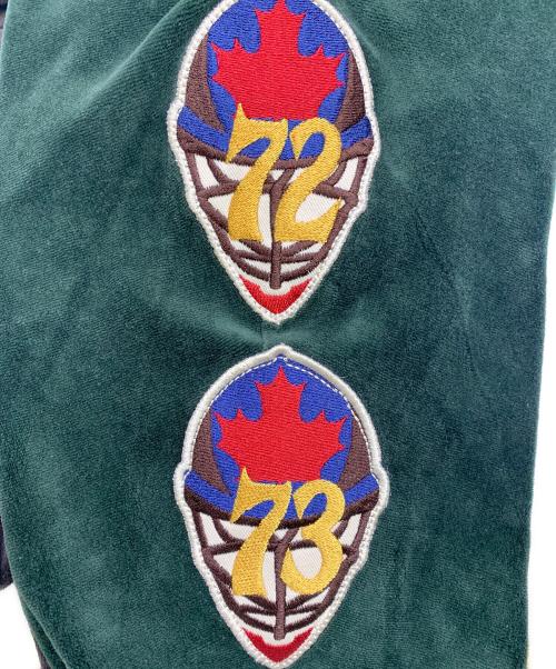 AVIREX（アヴィレックス）AVIREX (アヴィレックス) AVIREX　グレー×グリーン　50th Anniversary　ベロアセットアップ グレー×グリーン サイズ:SIZE Mの古着・服飾アイテム