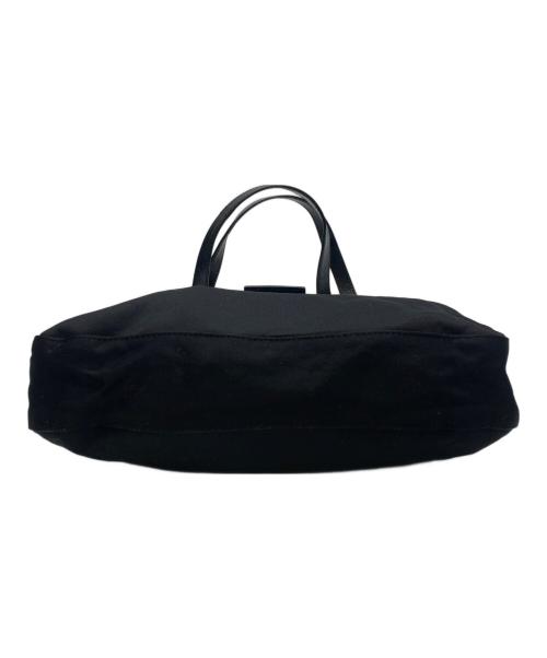 FENDI（フェンディ）FENDI (フェンディ) FENDI　マンマバケット ブラックの古着・服飾アイテム