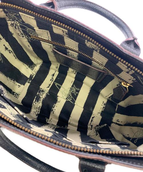 Vivienne Westwood（ヴィヴィアンウエストウッド）Vivienne Westwood (ヴィヴィアンウエストウッド) Vivienne Westwood　ハンドバッグ ブラックの古着・服飾アイテム