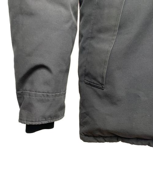CANADA GOOSE（カナダグース）CANADA GOOSE (カナダグース) CANADA GOOSE　	ネイビー　JASPER PARKA　ダウンジャケット ネイビー サイズ:SIZE Sの古着・服飾アイテム