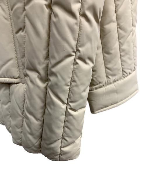 Calvin Klein Jeans（カルバンクラインジーンズ）Calvin Klein Jeans (カルバンクラインジーンズ) Calvin Klein Jeans　ベージュ　中綿ジャケット ベージュ サイズ:SIZE M 未使用品の古着・服飾アイテム