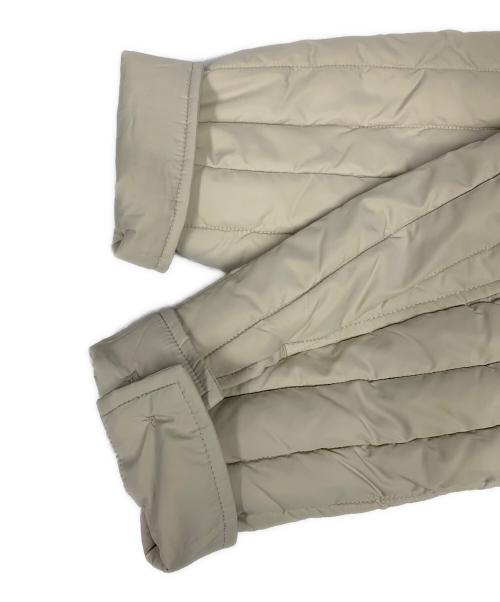 Calvin Klein Jeans（カルバンクラインジーンズ）Calvin Klein Jeans (カルバンクラインジーンズ) Calvin Klein Jeans　ベージュ　中綿ジャケット ベージュ サイズ:SIZE M 未使用品の古着・服飾アイテム