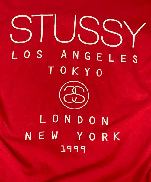 stussy（ステューシー）stussy (ステューシー) stussy　レッド　internatrional 2000　半袖カットソー レッド サイズ:SIZE Mの古着・服飾アイテム