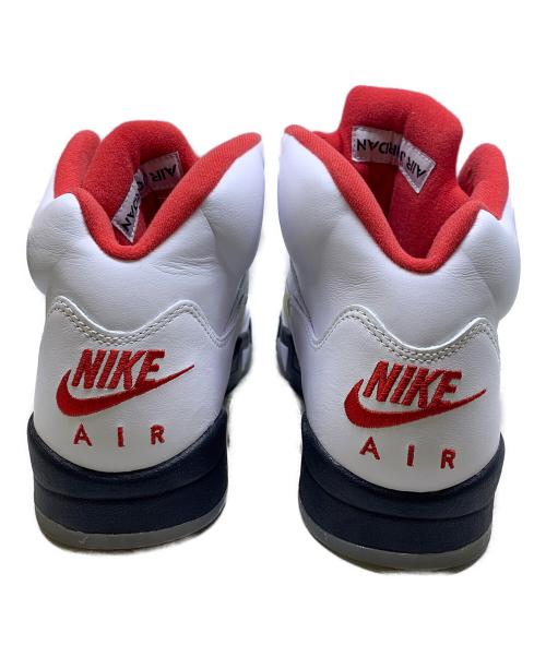 NIKE（ナイキ）NIKE (ナイキ) NIKE　ホワイト×レッド　ハイカットスニーカー ホワイト×レッド サイズ:SIZE 27cmの古着・服飾アイテム