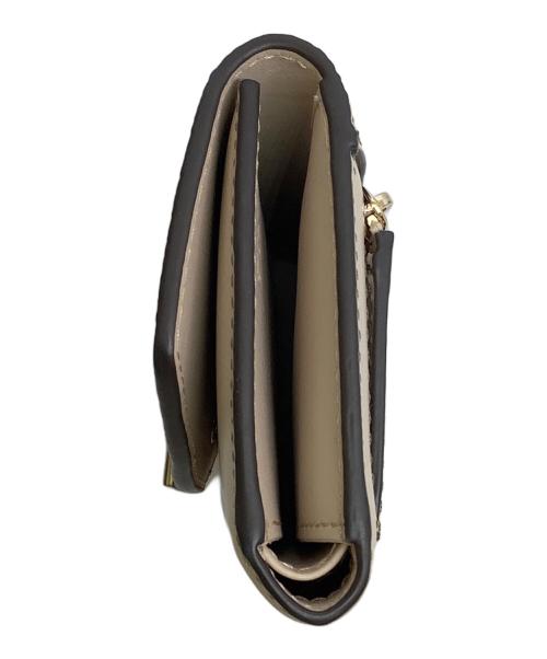 FURLA（フルラ）FURLA (フルラ) FURLA　ベージュ　3つ折り財布 ベージュの古着・服飾アイテム
