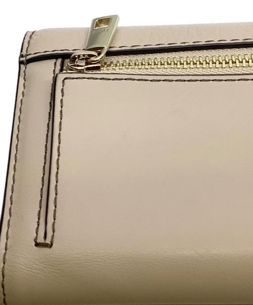 FURLA（フルラ）FURLA (フルラ) FURLA　ベージュ　3つ折り財布 ベージュの古着・服飾アイテム